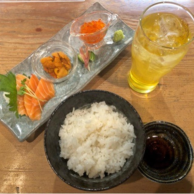 自由が丘 波の せんべろセット 門崎牛の牛すじ煮込みが絶品 うにいくらサーモンミニセットがお得