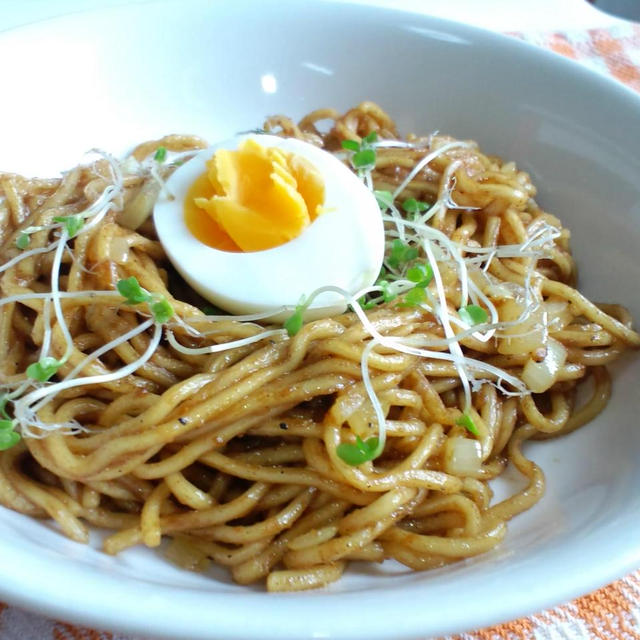 エッグカレー焼きそば