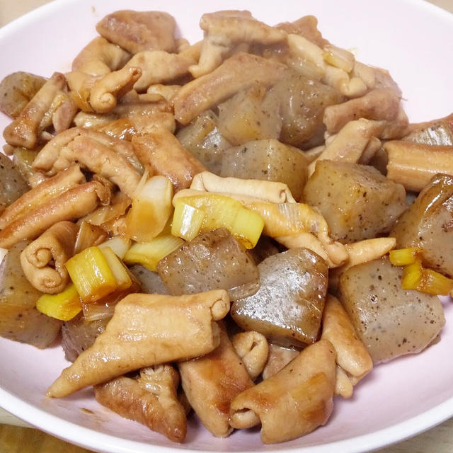 ごはん☆半額白モツとこんにゃくの炒めもの！