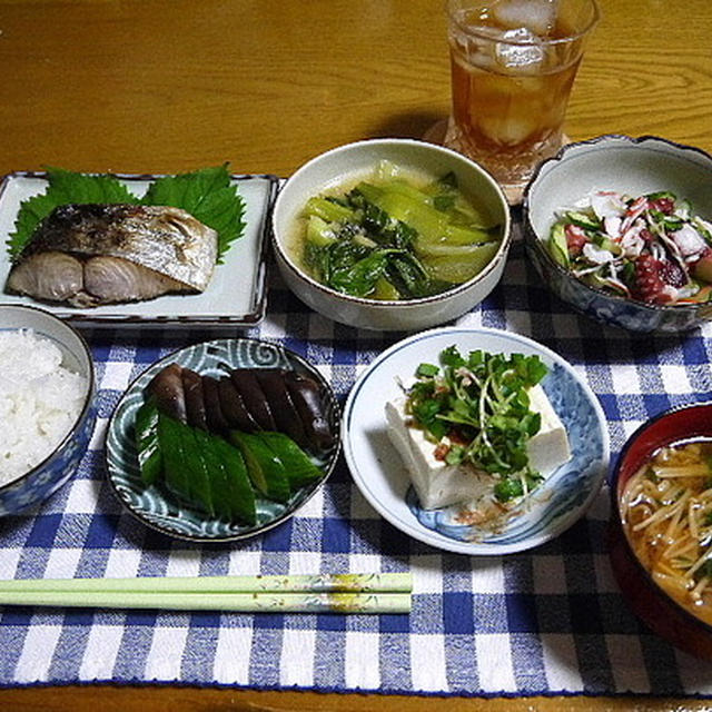 【夕食】さわらの塩焼き・青梗菜の中華煮・たこときゅうりの酢の物…