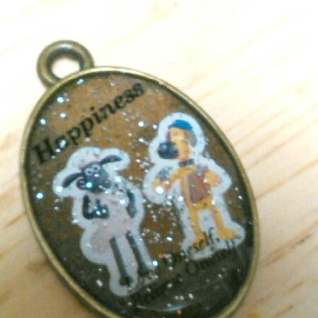 初心者向け☆ダイソーで簡単レジン(材料)