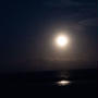  満月　海からの眺め