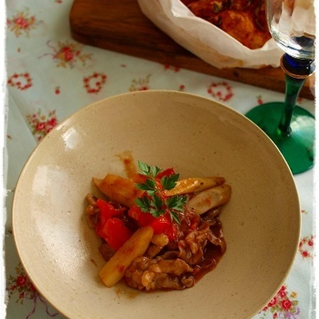 根菜と豚肉のトマト炒め