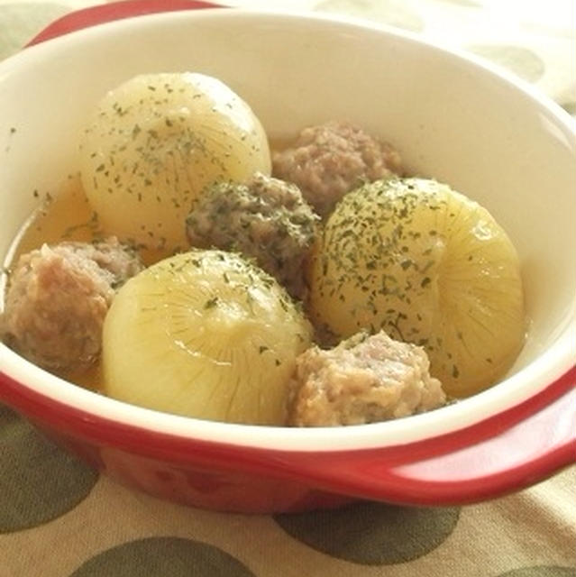 圧力鍋でトロトロ♪ミニ玉ねぎと肉団子のサフランコンソメ煮☆スパイス大使☆