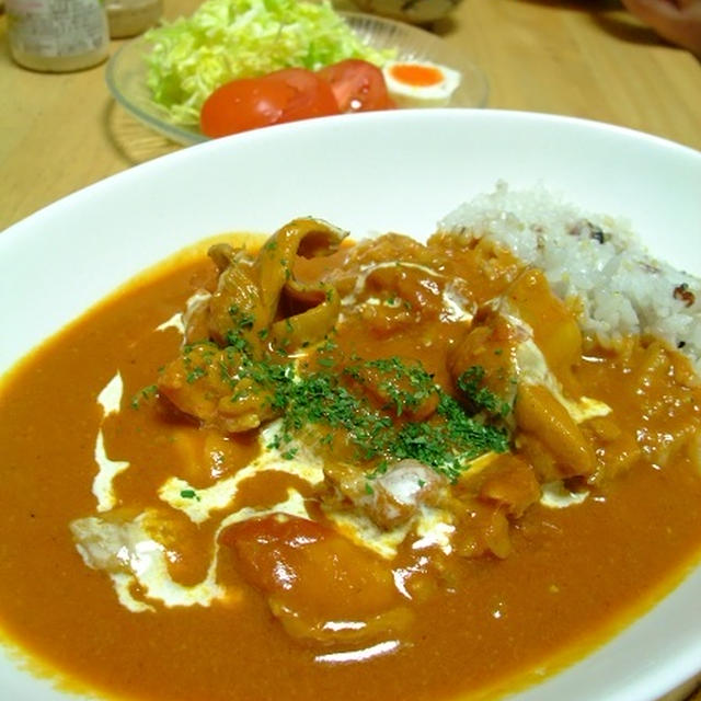 バターチキンカレーとうちのサクラ