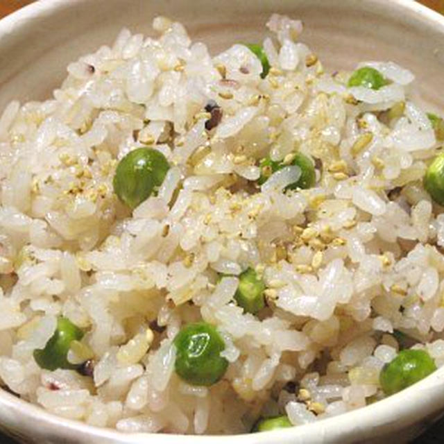 グリーンピースご飯