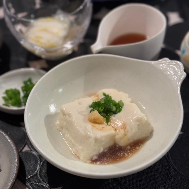 今日も、温泉湯豆腐食べてる(〃ω〃)
