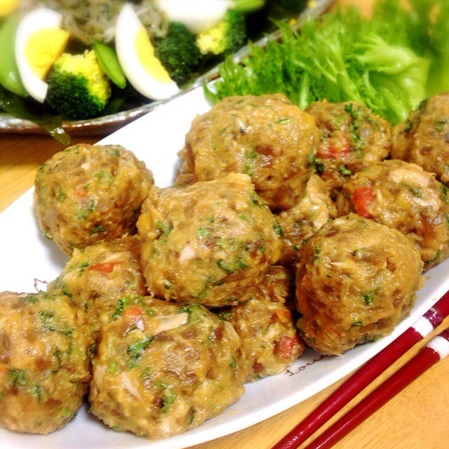 なまり節とレンズ豆のお団子。