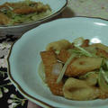 水菜をアクセントに竹輪と天ぷらの煮物