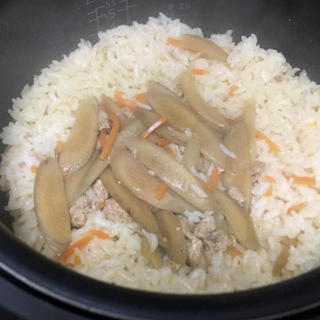 たまには、炊き込みご飯を作ってみよう！