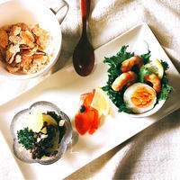 卵とエビのピクルスで朝ごはん♡