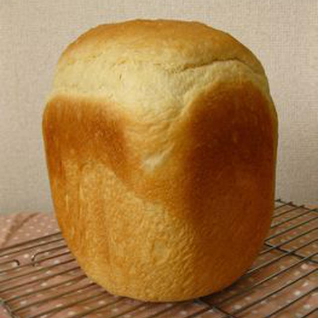 * 天然酵母の食パン *