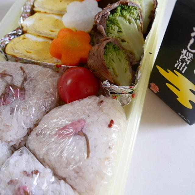 お花見のお弁当、にんにくだし醤油使いました！