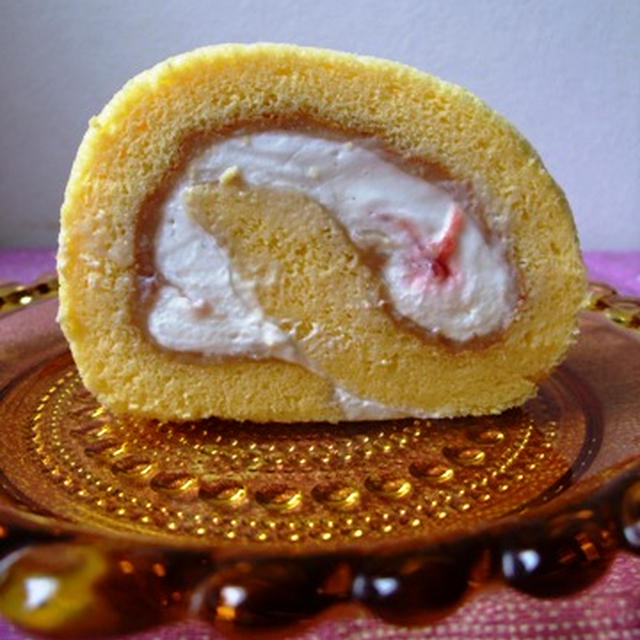 ロールケーキ。
