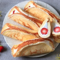 いちごのクレープオムレット