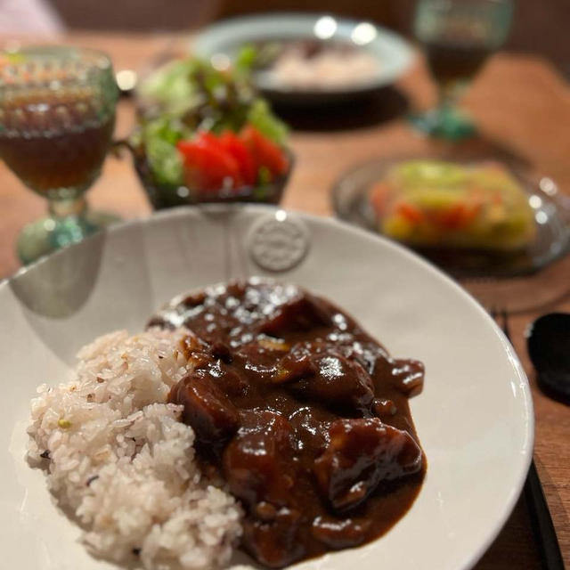話題のブラックカレー作ってみました。