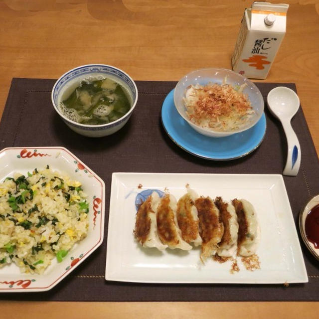 小松菜チャーハン　…　　遊び疲れて　”　適当晩ご飯　”