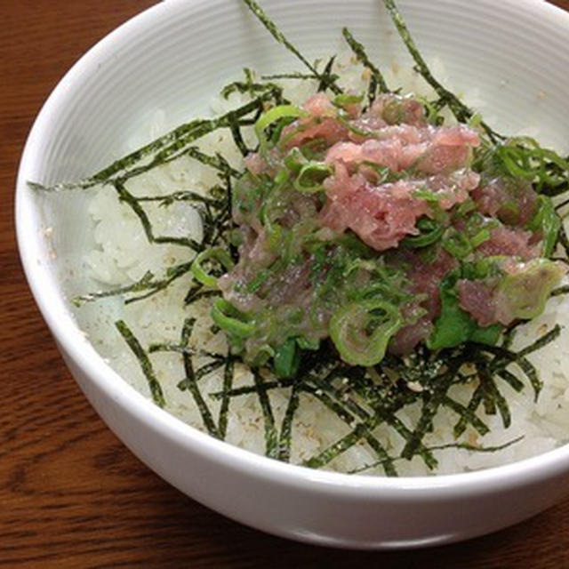 炊きたてご飯で「ネギトロ丼」