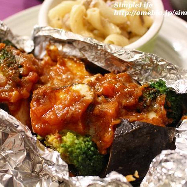 ﾎｲﾙ焼きってﾜｸﾜｸする！秋鮭のﾐｰﾄｿｰｽﾎｲﾙ焼き