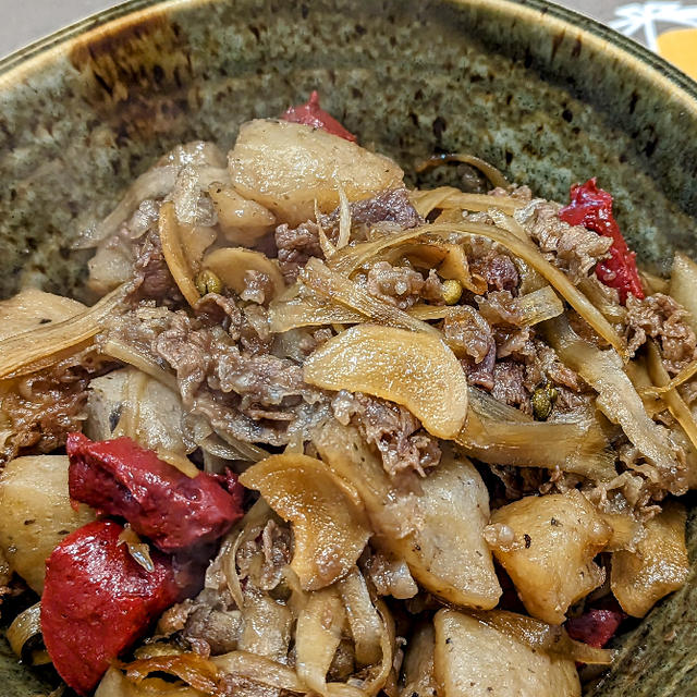 牛肉とごぼうとこんにゃくのしぐれ煮