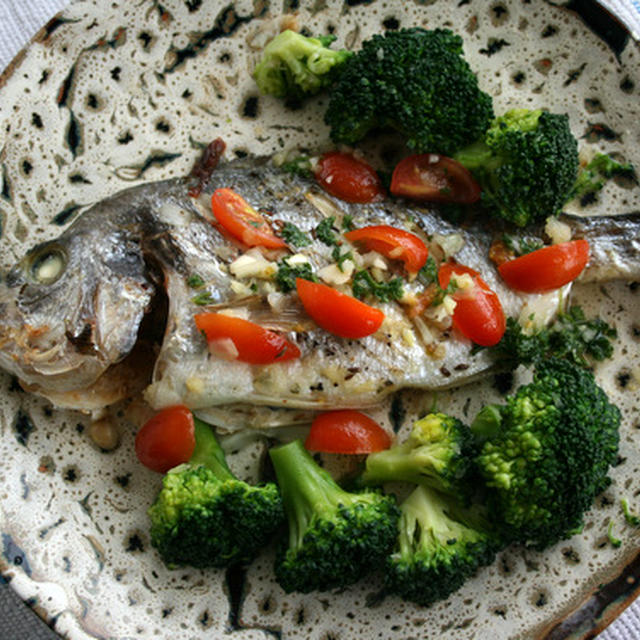 アジア風味の鯛のパピヨット　