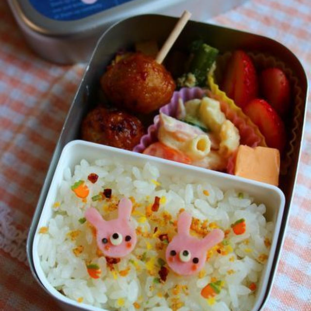 型抜きハムnoうさちゃん弁当