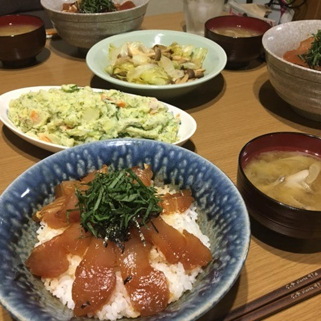 8/29 びんちょうマグロの漬け丼♪