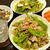 万願寺とうがらしと豚肉の炒め物、小松菜と油揚げの煮物