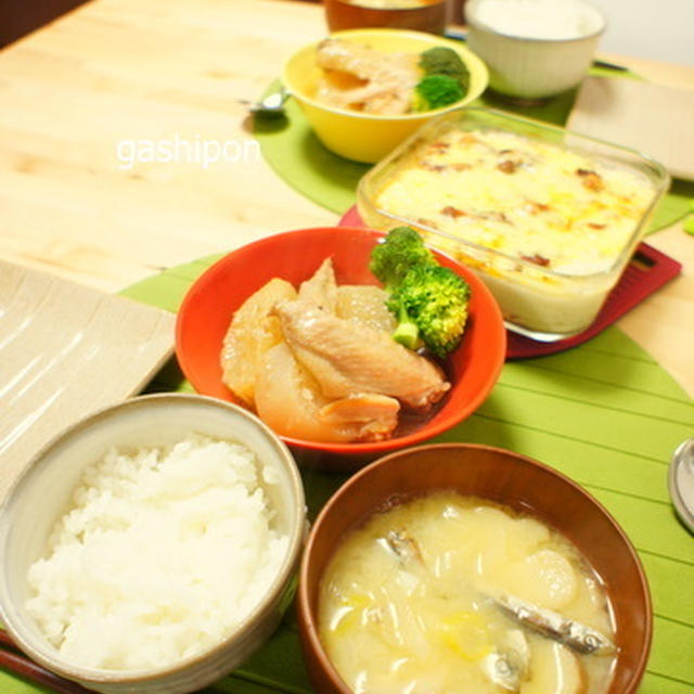 鶏手羽と大根の煮物