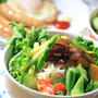 カリカリベーコンと夏野菜のそうめんサラダ