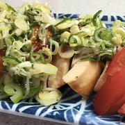 Kitten遊びさんのネギ塩ダレが美味しい♪鶏もも肉の塩こうじ焼きを作って＆大学芋♪