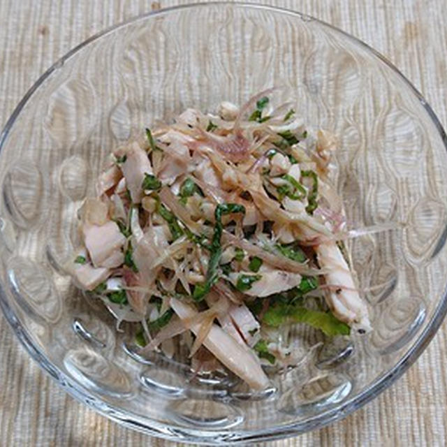 蒸し鶏と香味野菜の梅酢和え