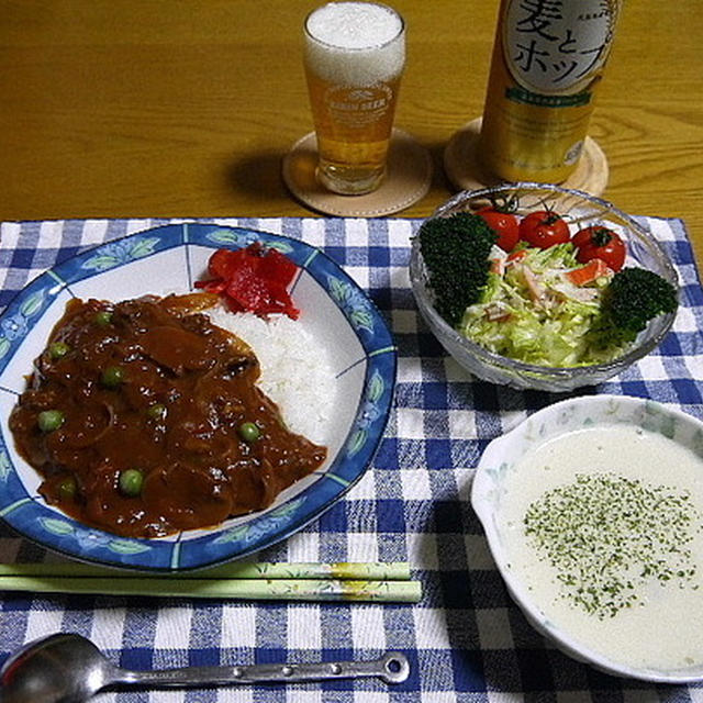 【夕食】ハヤシライス・クラムチャウダー・野菜サラダ…