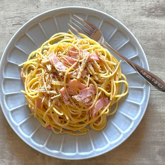 ランチにぴったり♪＊ベーコンとえのきのバター醤油パスタ＊