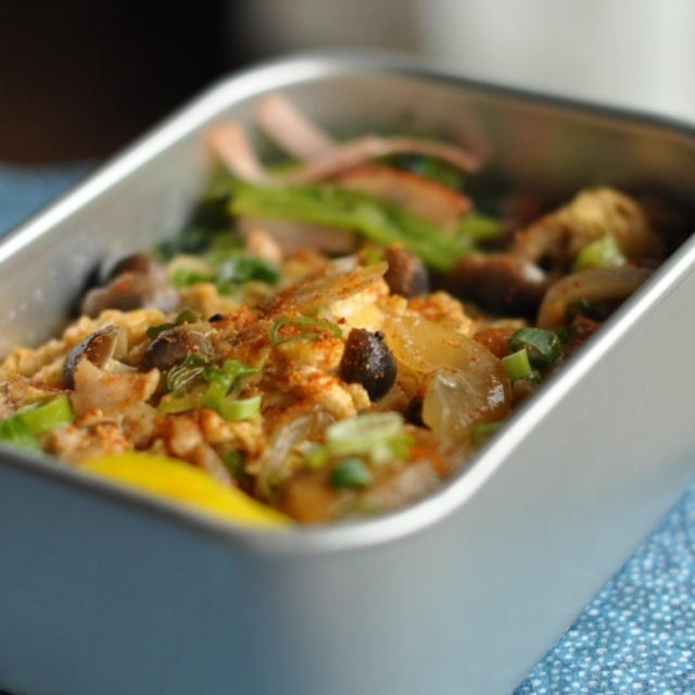 親子丼弁当。