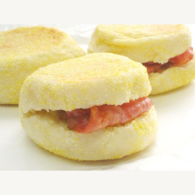 もちっとさわりたくなる、イングリッシュマフィンを♡フライパンで作って楽しめます