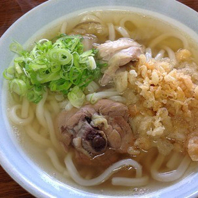 まだまだ鍋の再利用で「鶏うどん」