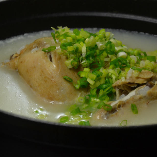 ストウブで「簡単参鶏湯」とキムチ色々