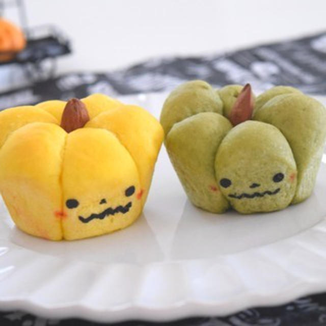ハロウィンに♪パウダーで楽しむタコ糸なしのかぼちゃちぎりパン。