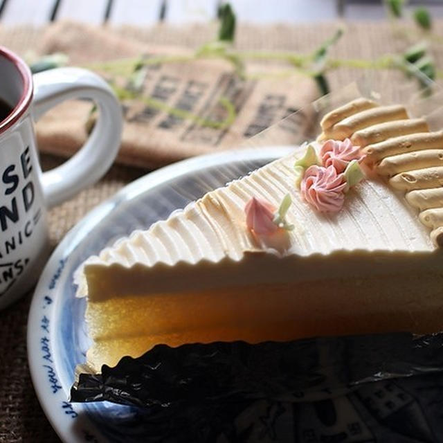 懐かしいバタークリームケーキ「大坂屋」