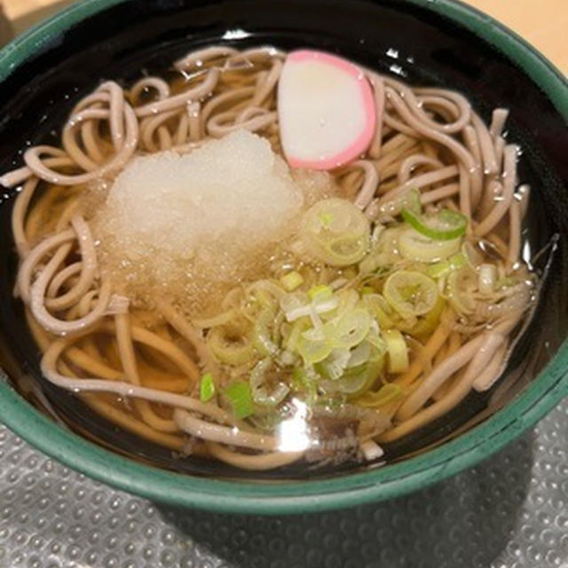 定番の「白山そば」で朝ごはん