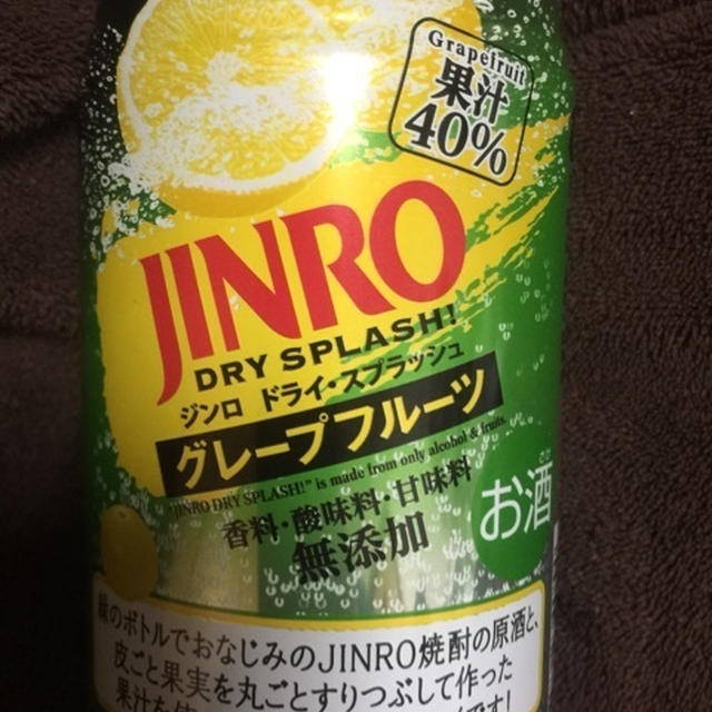 ジンロ ドライスプラッシュ グレープフルーツ　ひさびさにハマりました　香料 酸味料 甘味料無添加
