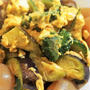 ■【ピリ辛コンニャク玉（味付き）と夏野菜炒めの卵綴じ】調味料なし！簡単5分！