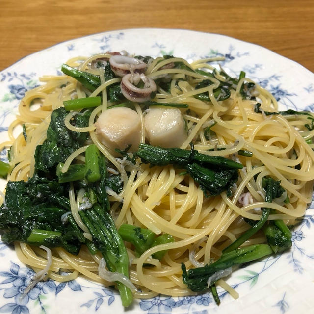 クセになるおいしさ春菊パスタ