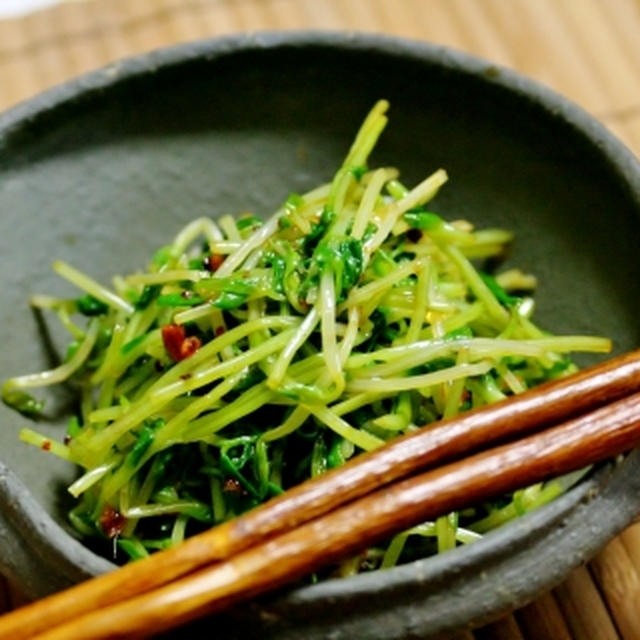 栄養◎豆苗の餃子タレ風和え♪