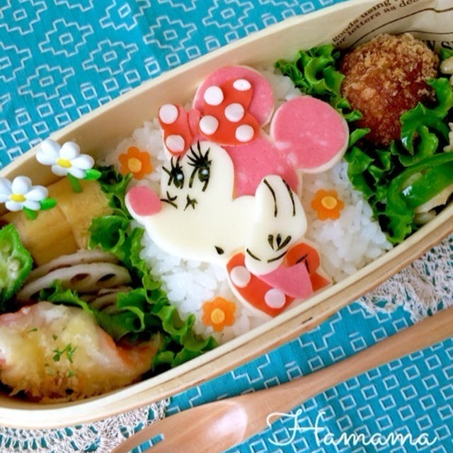 ちょっぴり大人っぽく♡ペタッとミニーちゃんのお弁当