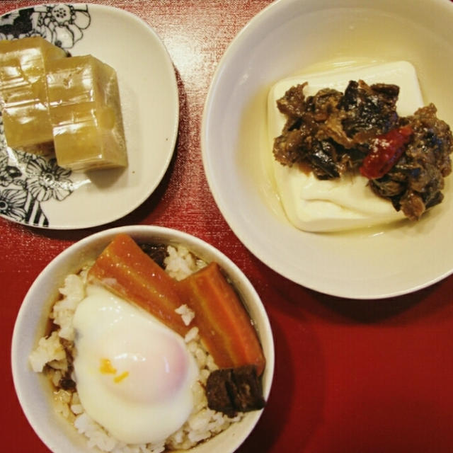 手抜きな朝ご飯＊牛すじ大根の煮汁をかけた猫まんま朝ごはん