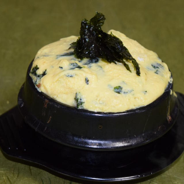 只今「韓国農水産食品流通公社」のホームページに『味付け海苔入り　火山ケランチム』を公開してます。