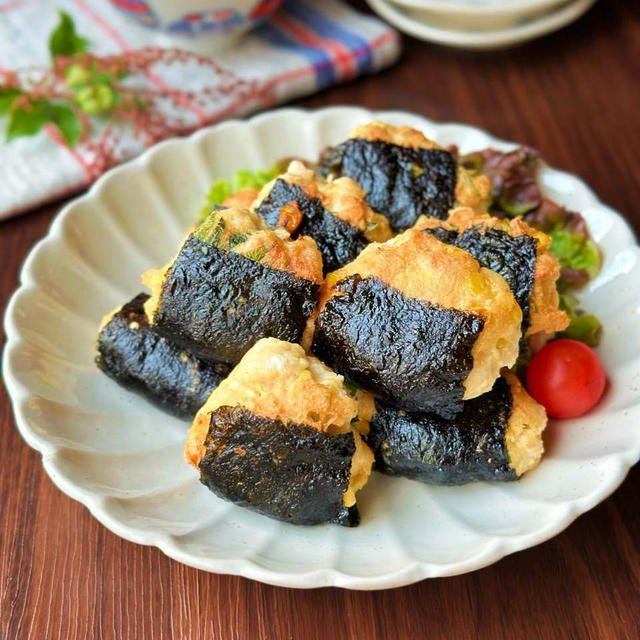 おにぎりの形が可愛い☆鶏むね肉と豆腐で作る紫蘇コーン磯辺揚げ