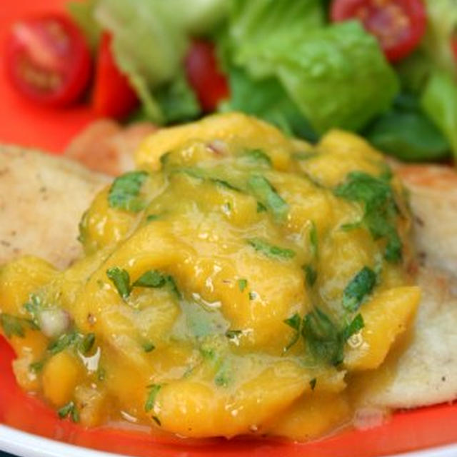 Tilapia with Mango Citrus Sauce白身魚のマンゴーシトラスソースがけ